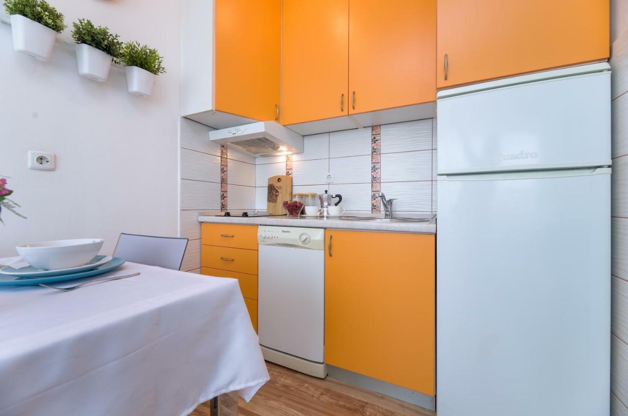 Apartment Kristina, Comfortable And Close To The Center Сплит Екстериор снимка