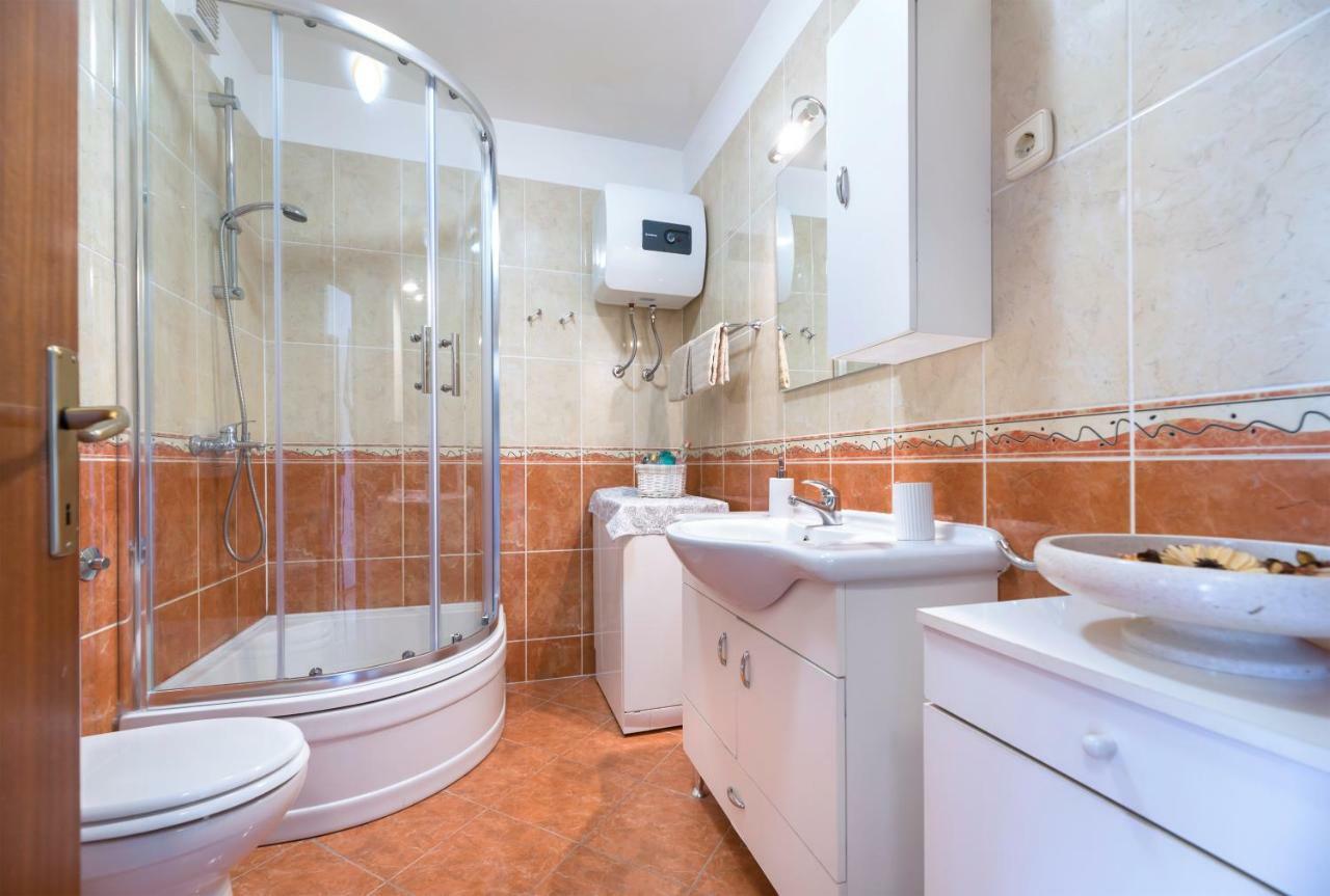 Apartment Kristina, Comfortable And Close To The Center Сплит Екстериор снимка