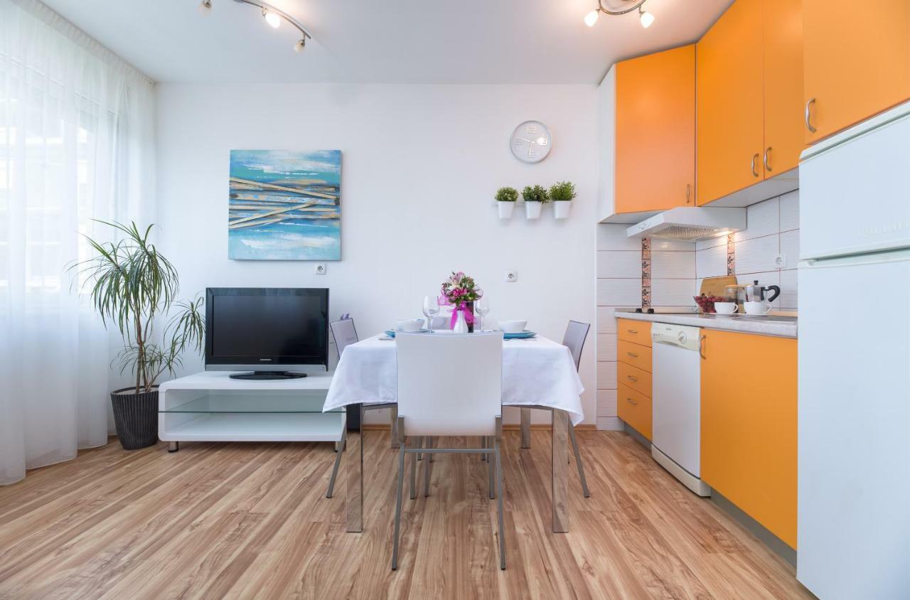 Apartment Kristina, Comfortable And Close To The Center Сплит Екстериор снимка